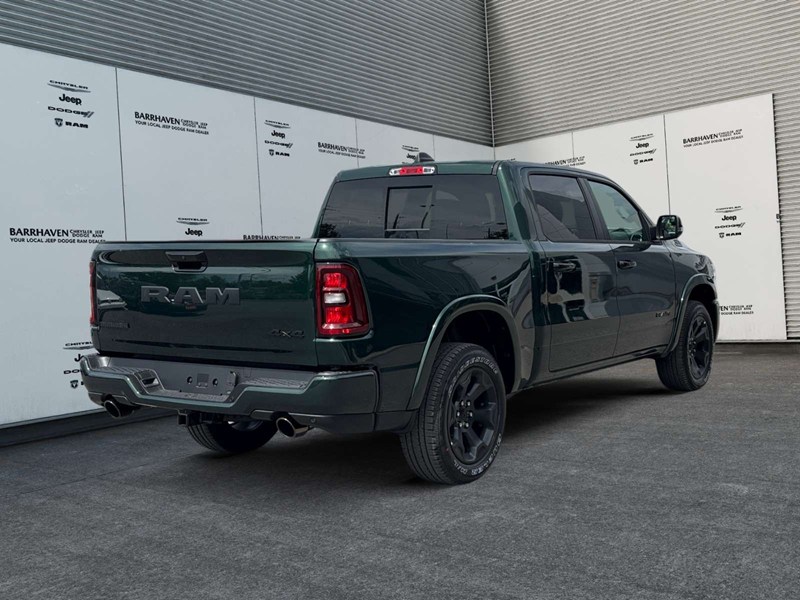 2026 RAM 1500 Big Horn 4x4 Crew Cab 5'7" Box