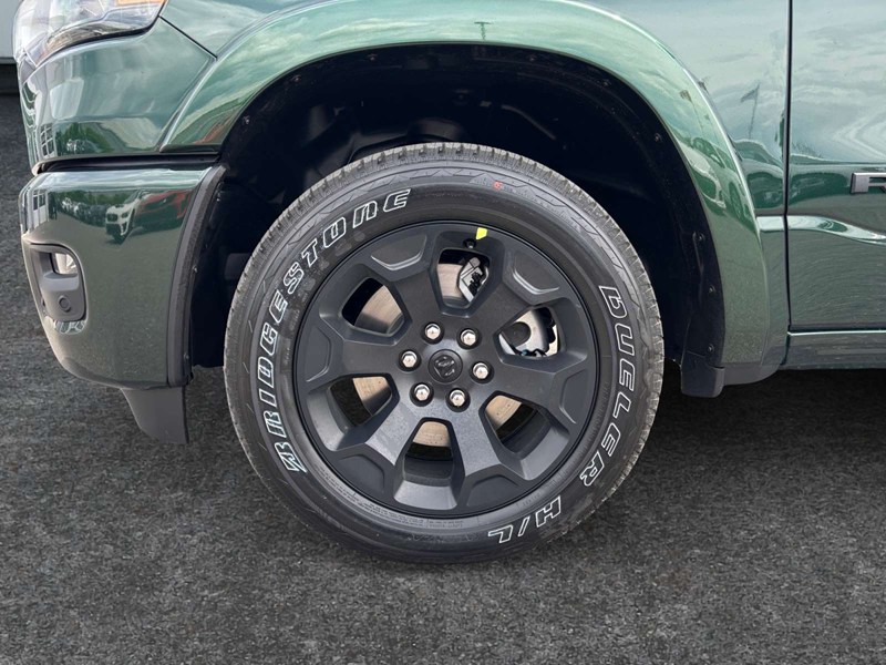 2026 RAM 1500 Big Horn 4x4 Crew Cab 5'7" Box