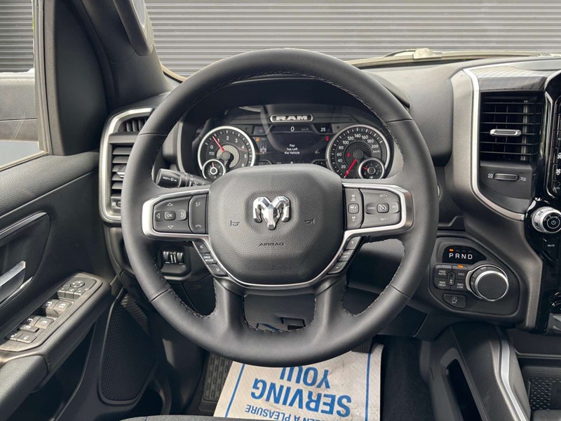 2026 RAM 1500 Big Horn 4x4 Crew Cab 5'7" Box