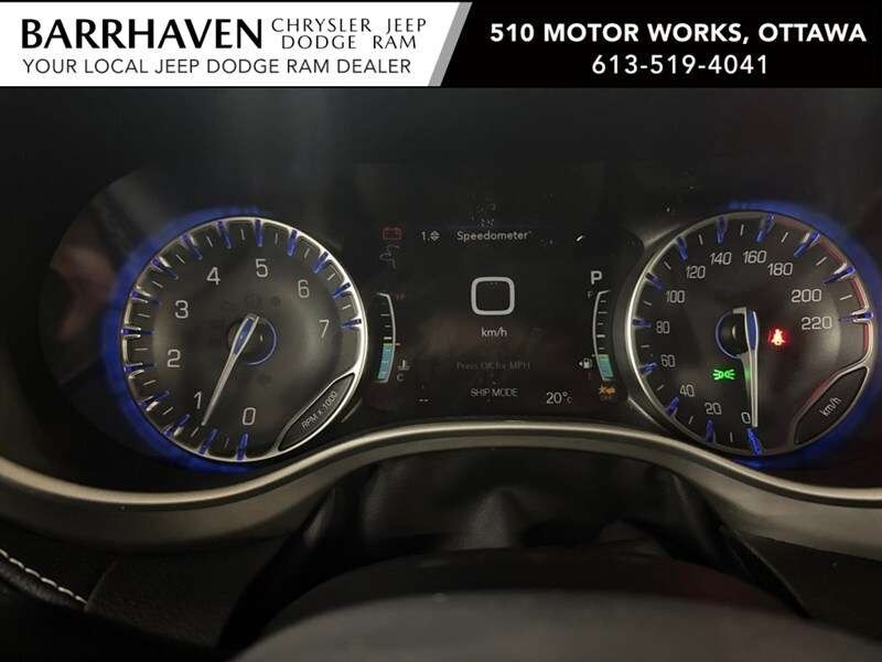 2027 Chrysler Pacifica Select AWD