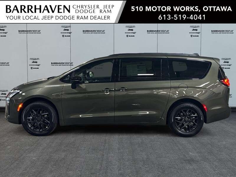2027 Chrysler Pacifica Select AWD