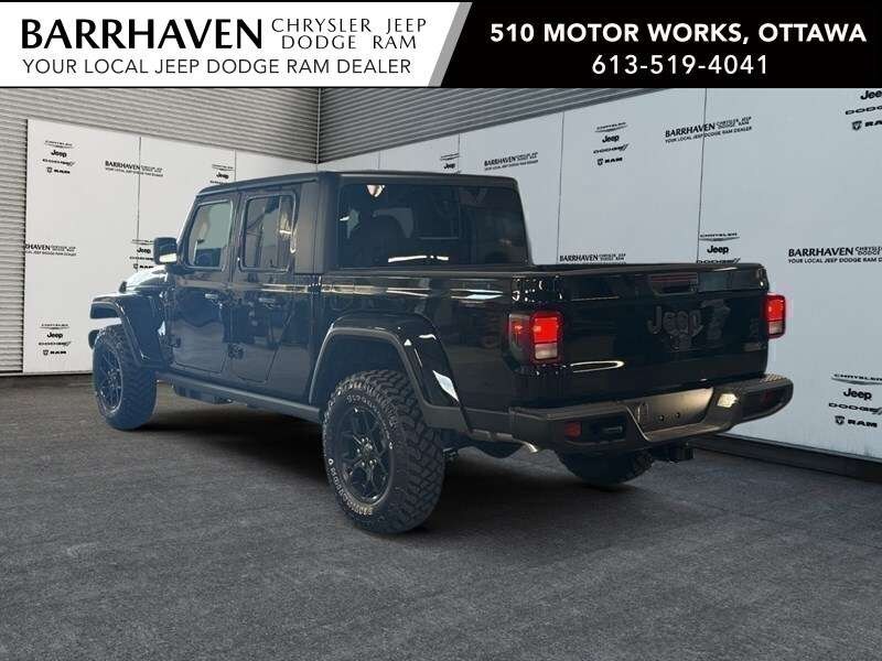 2026 Jeep Gladiator Willys 4x4