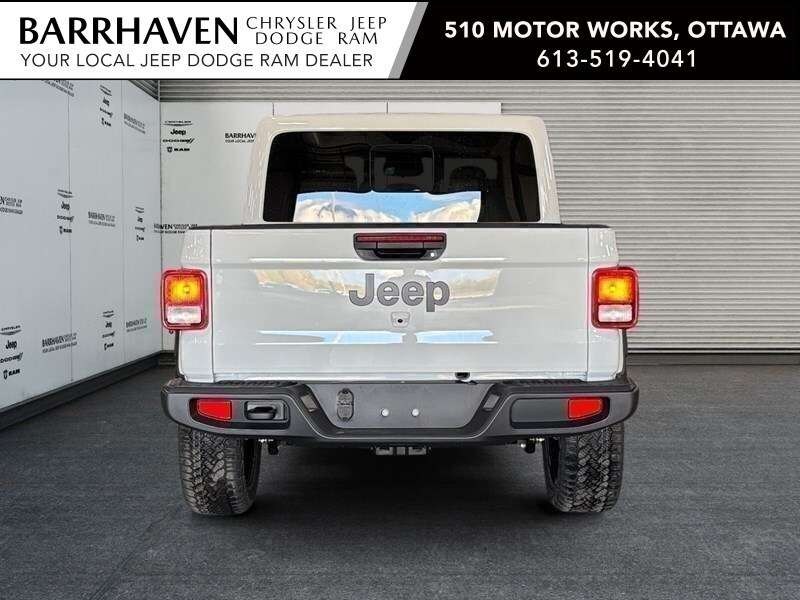 2026 Jeep Gladiator NightHawk 4x4