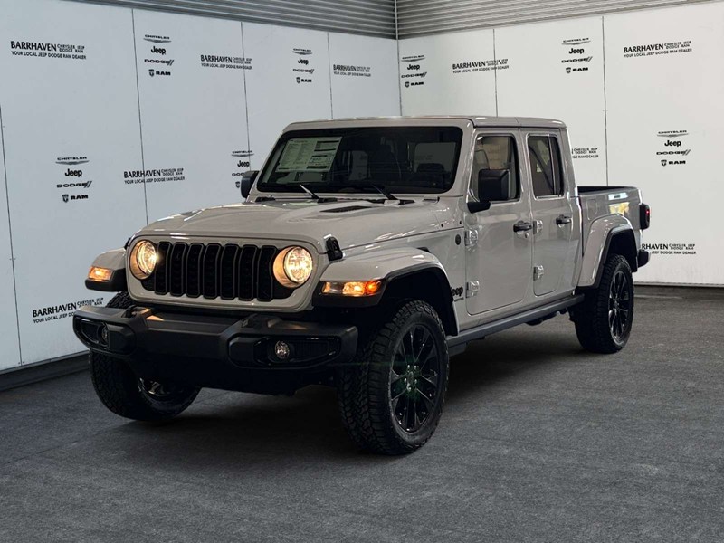 2026 Jeep Gladiator NightHawk 4x4