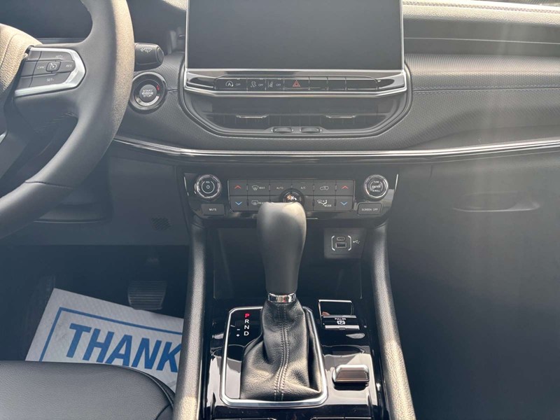 2026 Jeep Compass North 4x4