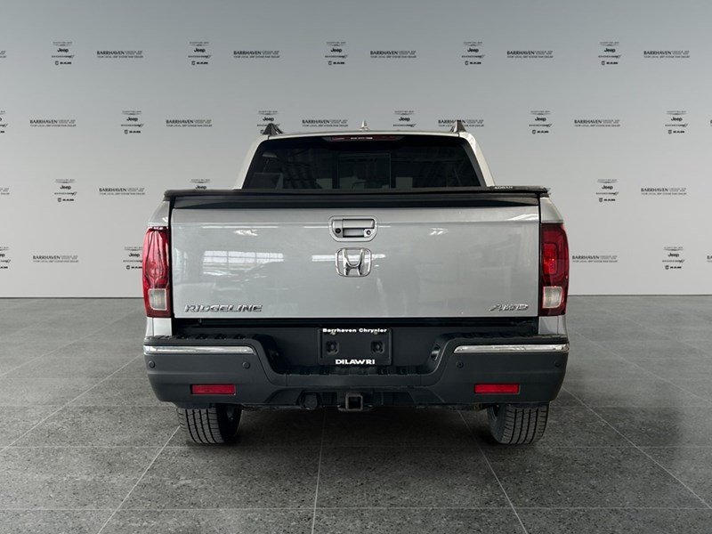 2019 Honda Ridgeline EX-L AWD | Ultra Low KM's