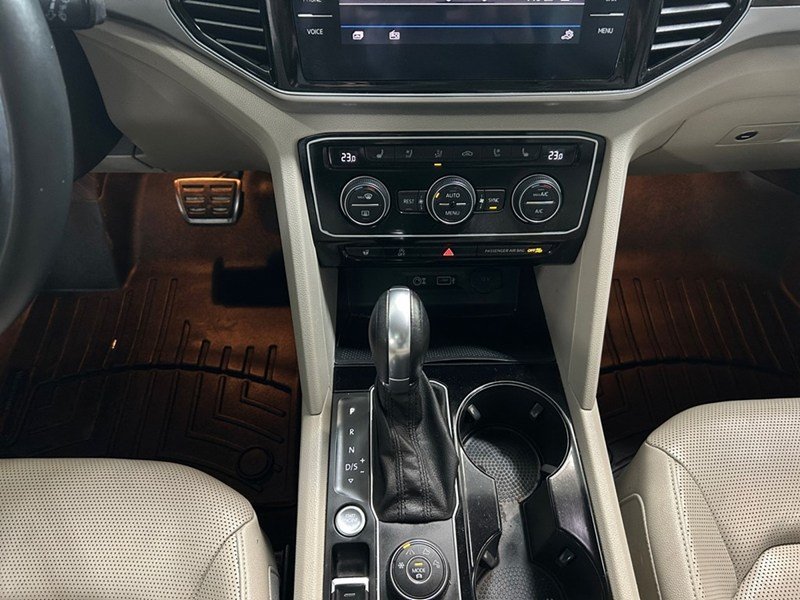 2019 Volkswagen Atlas Highline R-Line 3.6 FSI 4MOTION | Low KM's