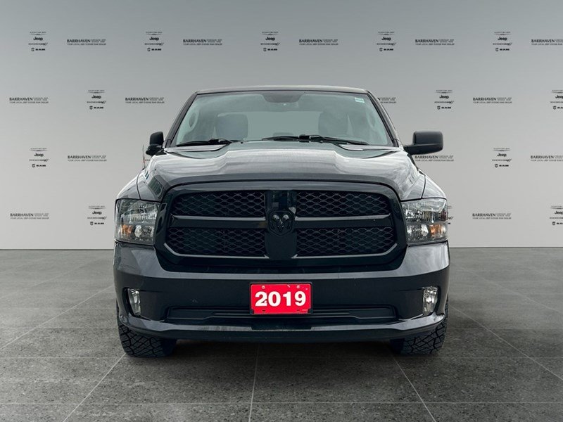 2019 RAM 1500 Classic Express Night 4X4
