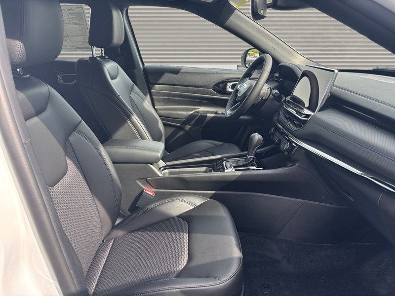 2026 Jeep Compass North 4x4