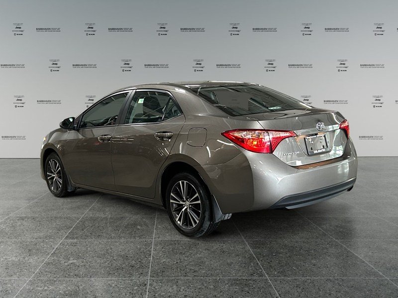 2017 Toyota Corolla LE Upgrade | Sunroof | Alloy Wheels | Ultra Low KM