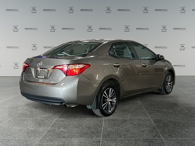 2017 Toyota Corolla LE Upgrade | Sunroof | Alloy Wheels | Ultra Low KM