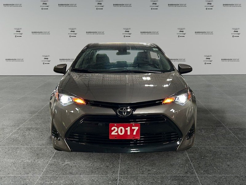 2017 Toyota Corolla LE Upgrade | Sunroof | Alloy Wheels | Ultra Low KM