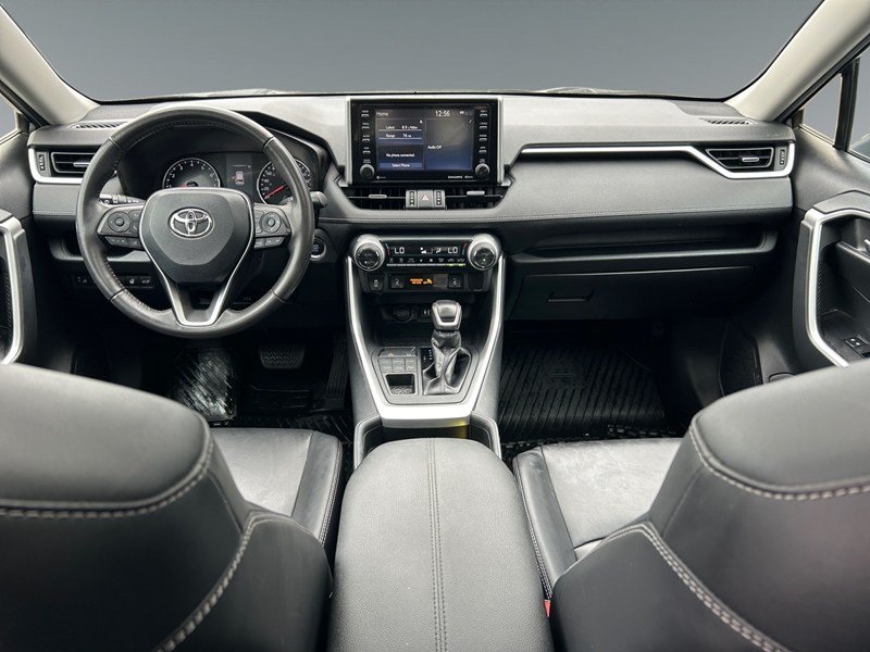 2019 Toyota RAV4 AWD XLE PREMIUM | Low KM's
