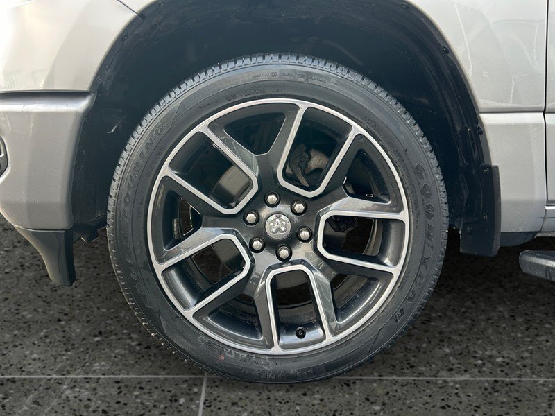 2019 RAM 1500 Sport 4x4 Crew | Ultra LOW KM's