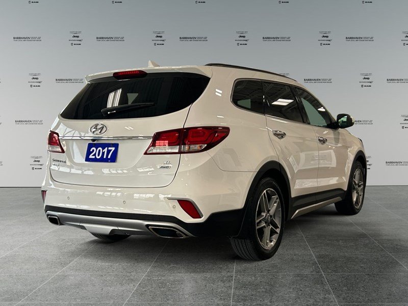 2017 Hyundai Santa Fe XL AWD 4dr Limited