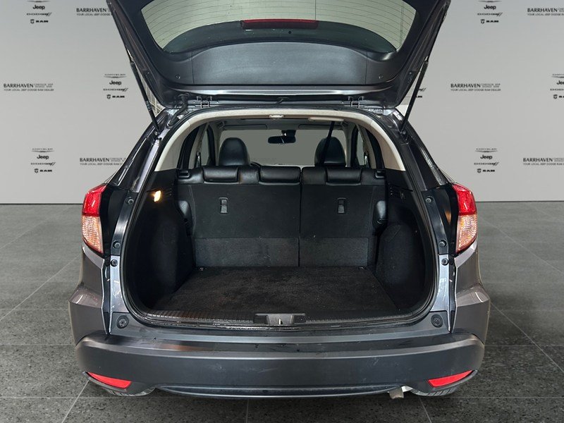 2017 Honda HR-V AWD EX-L w/Navi | Ultra Low KM's