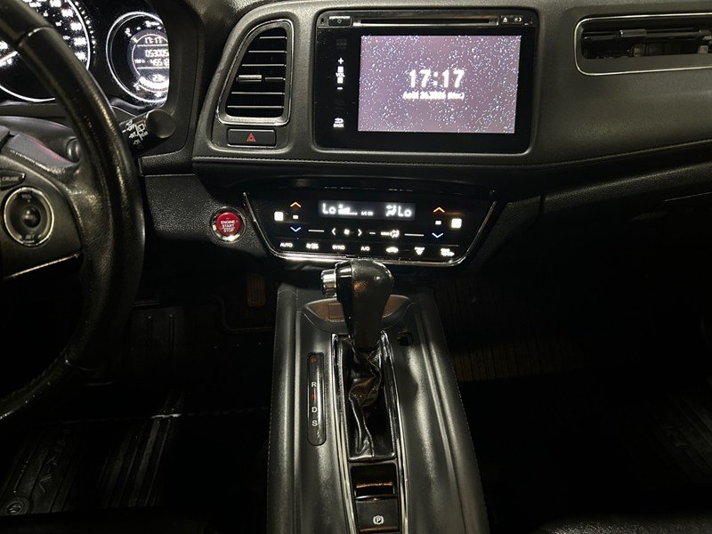 2017 Honda HR-V AWD EX-L w/Navi | Ultra Low KM's