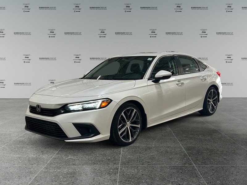 2023 Honda Civic Touring | Low KM's
