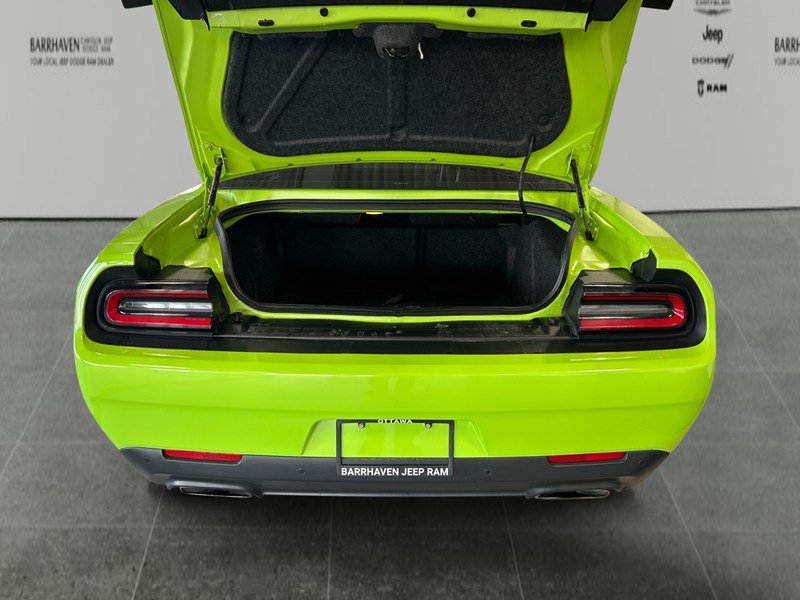 2015 Dodge Challenger SRT 392 | 6-Speed | Ultra Low KM's