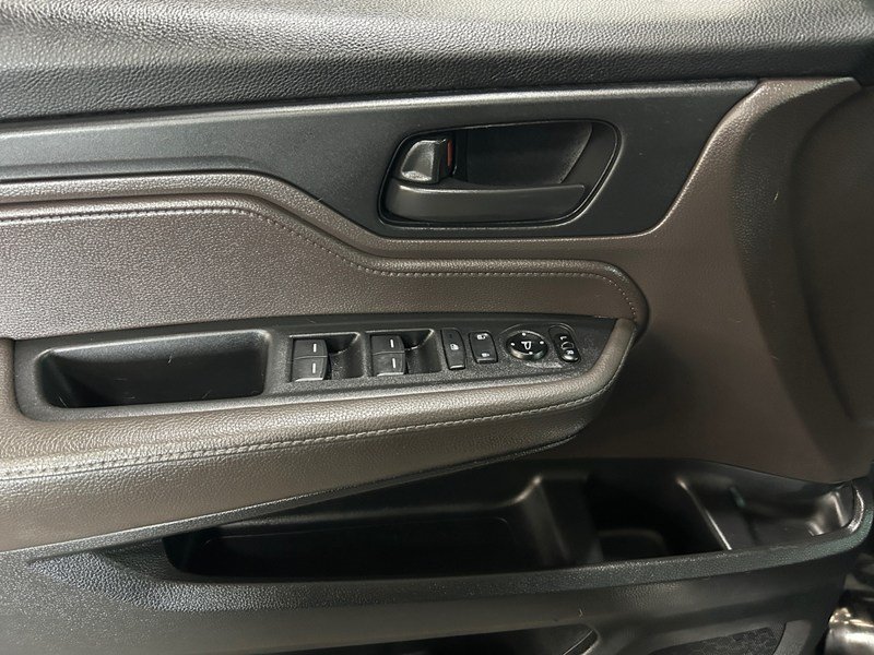 2018 Honda Odyssey EX | 8-Pass | Ultra Low KM's