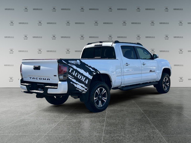 2019 Toyota Tacoma 4x4 TRD Sport | Ultra Low KM's