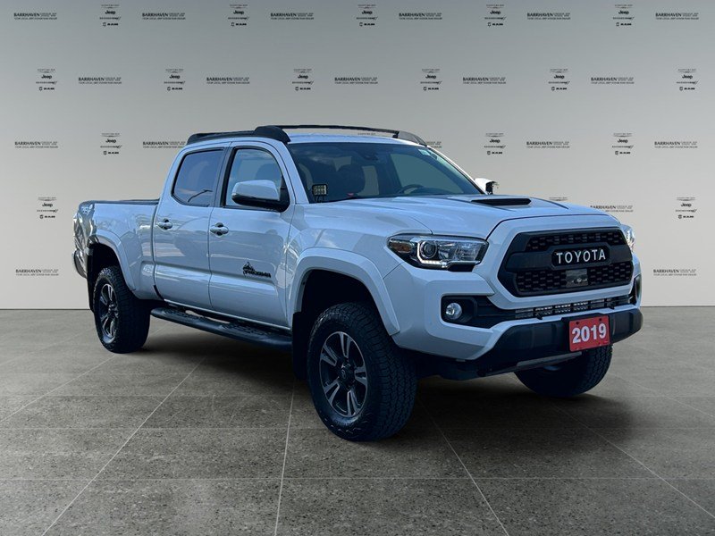 2019 Toyota Tacoma 4x4 TRD Sport | Ultra Low KM's
