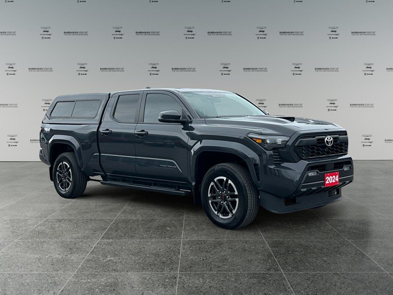 2024 Toyota Tacoma 4x4 Double Cab | TRD Sport | Low KM's