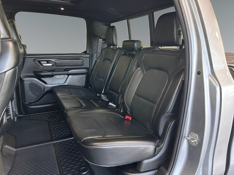 2023 RAM 1500 Sport 4x4 Crew | Low KM's