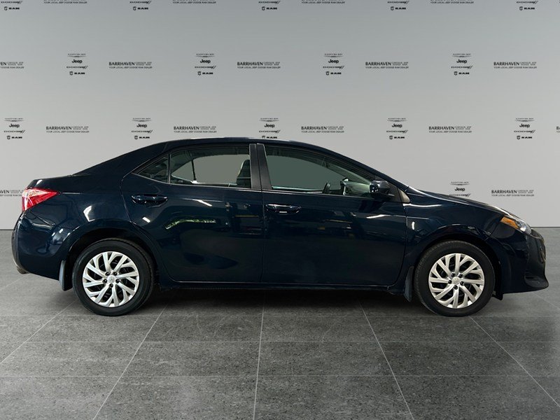 2019 Toyota Corolla LE | Low KM's