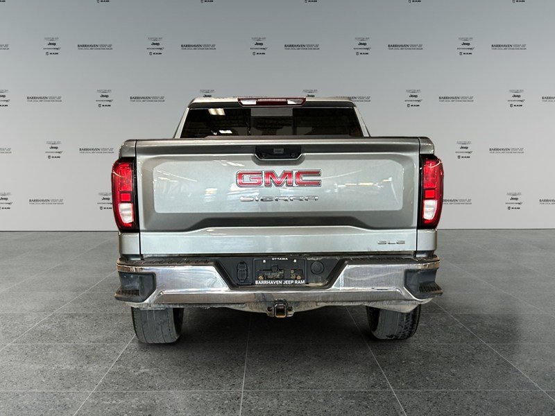 2024 GMC Sierra 1500 4WD Crew Cab 147" SLE