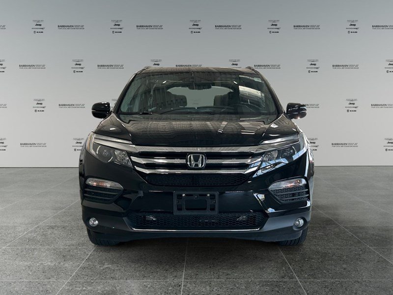 2018 Honda Pilot Touring | Low KM's