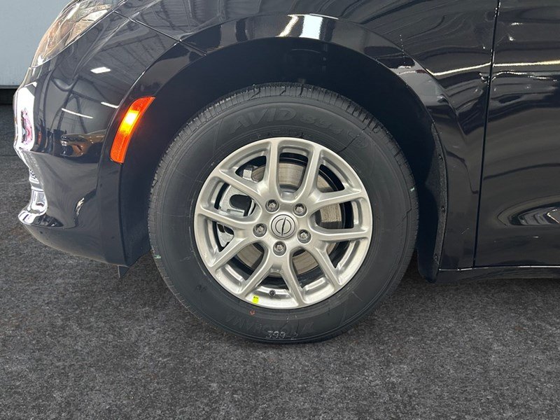 2026 Chrysler Grand Caravan SXT 2WD