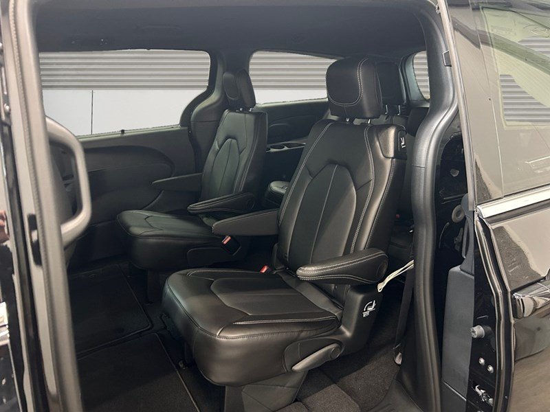 2026 Chrysler Grand Caravan SXT 2WD