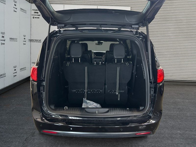 2026 Chrysler Grand Caravan SXT 2WD