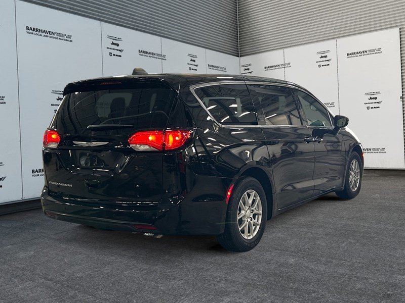 2026 Chrysler Grand Caravan SXT 2WD