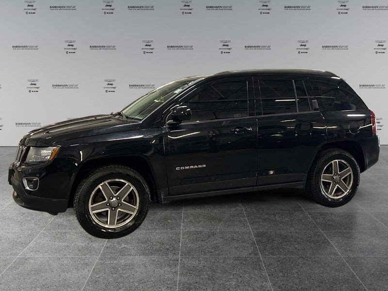 2016 Jeep Compass 4WD High Altitude | Sunroof | Leather | Low KM's