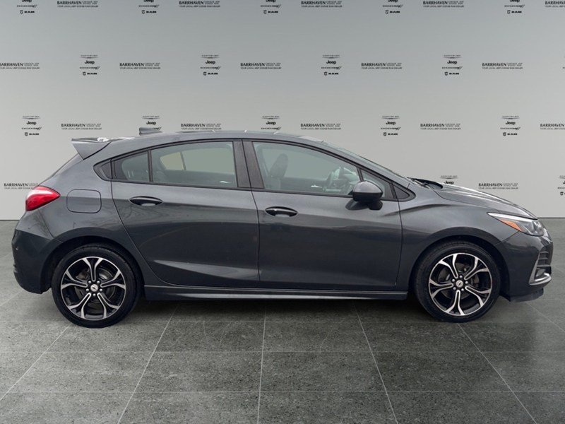 2019 Chevrolet Cruze Hatchback LT