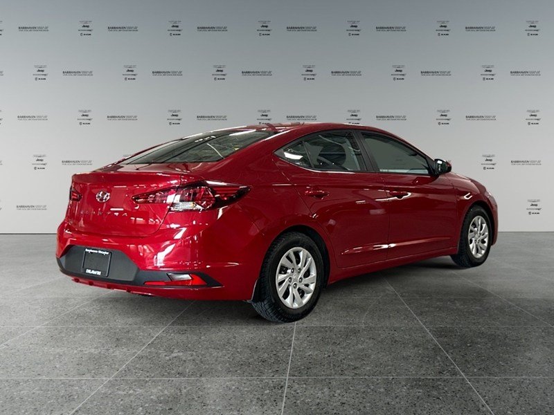 2020 Hyundai Elantra Essential IVT | Ultra Low KM's