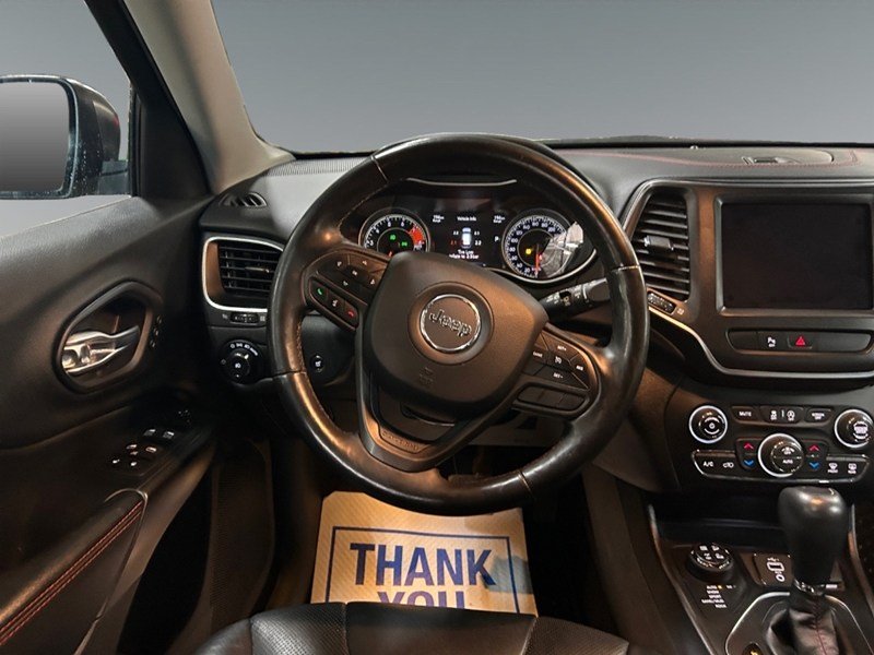 2020 Jeep Cherokee Trailhawk Elite 4x4 | Low KM's