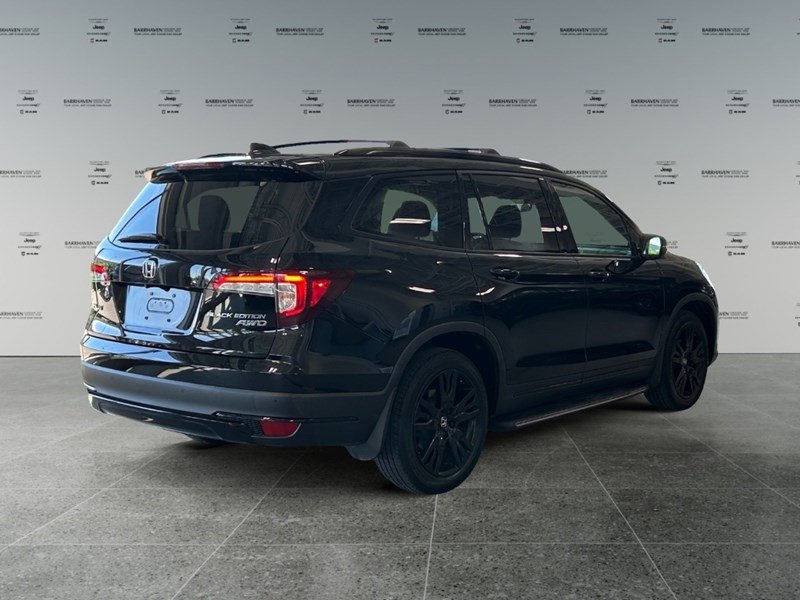 2021 Honda Pilot Black Edition AWD | Low KM's