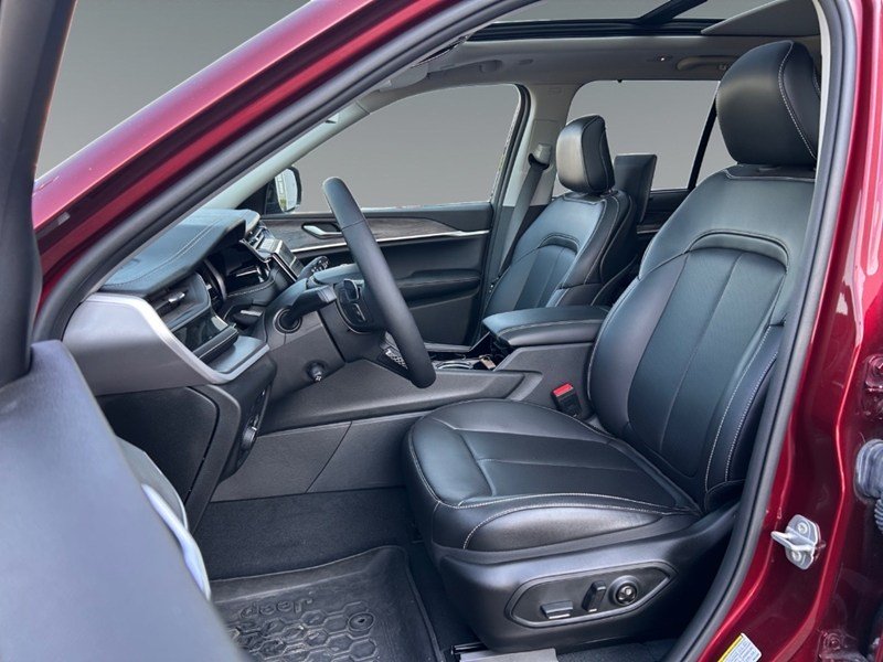 2023 Jeep Grand Cherokee 4xe 4x4 | Hybrid, Leather, Pano Roof, DVD