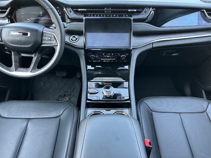 2023 Jeep Grand Cherokee 4xe 4x4 | Hybrid, Leather, Pano Roof, DVD