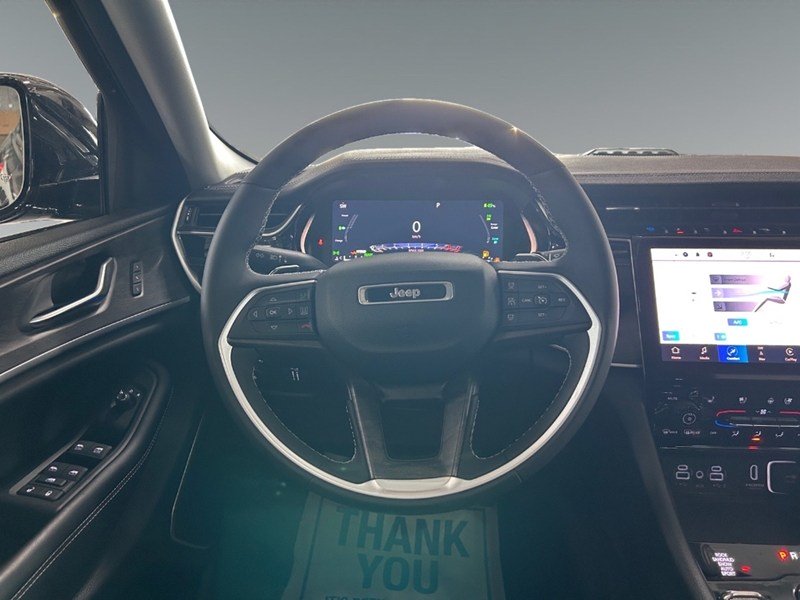 2023 Jeep Grand Cherokee 4xe | Hybrid, Leather, Pano Roof, DVD