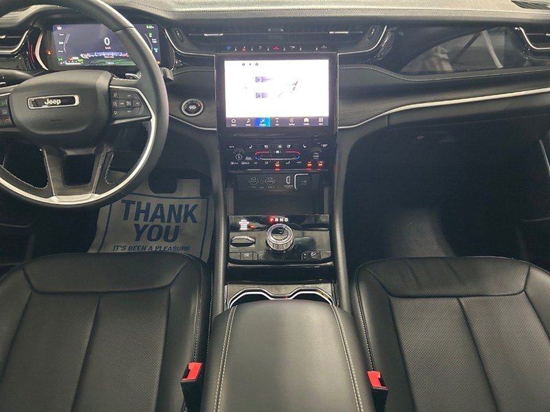 2023 Jeep Grand Cherokee 4xe | Hybrid, Leather, Pano Roof, DVD