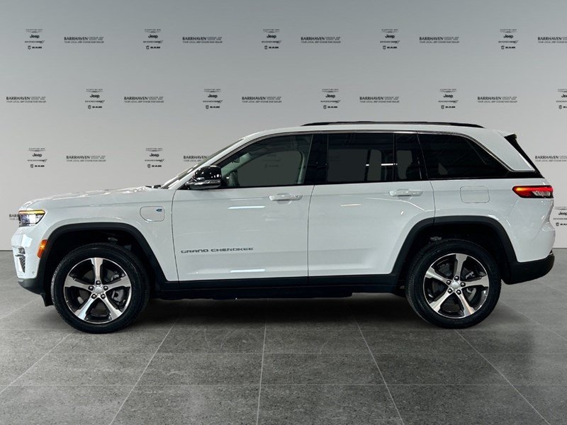 2023 Jeep Grand Cherokee 4xe 4x4 | Hybrid, Leather, Pano Roof, DVD