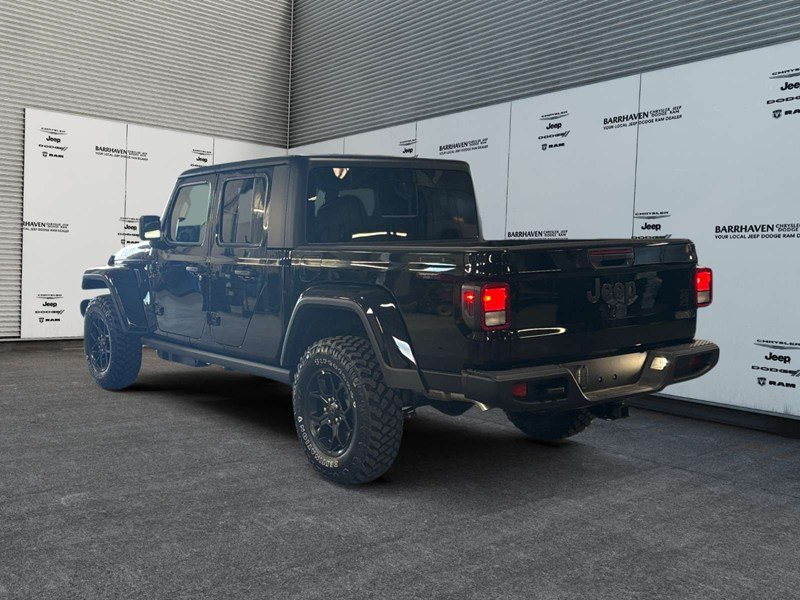 2026 Jeep Gladiator Willys 4x4