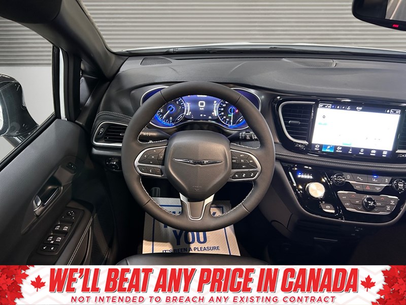 2026 Chrysler Pacifica Select | DVD's