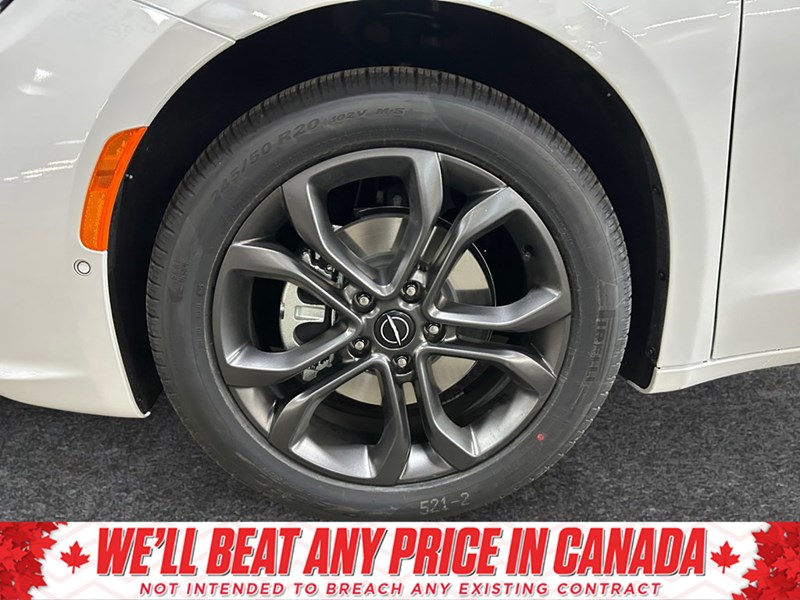 2026 Chrysler Pacifica Select | DVD's