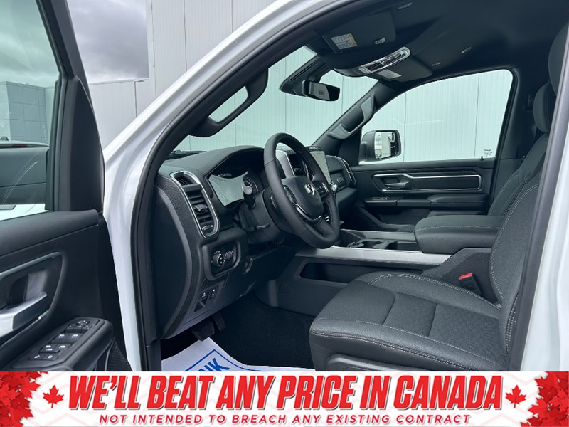 2025 RAM 1500 Big Horn 4x4 Crew Cab 5'7" Box