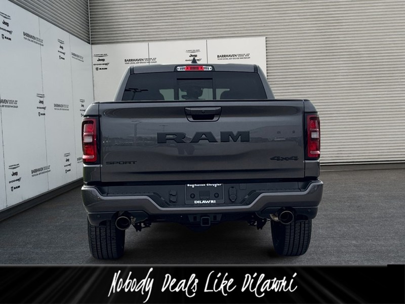 2026 RAM 1500 Sport 4x4 Crew Cab 5'7" Box